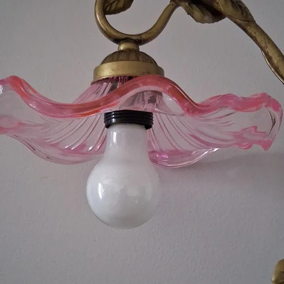 NIB Dolls Kill Dreamland Bloom Pink Table Lamp!! - Picture 6 of 16